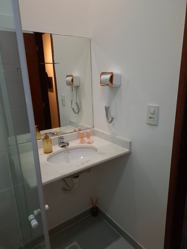 Suítes Privativas entre Copacabana e Ipanema!