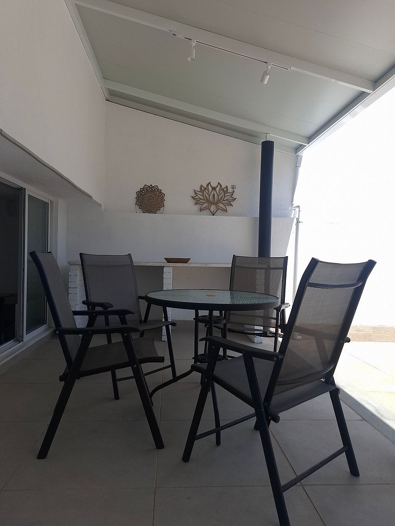 Nuovo appartamento con terrazza a Copacabana