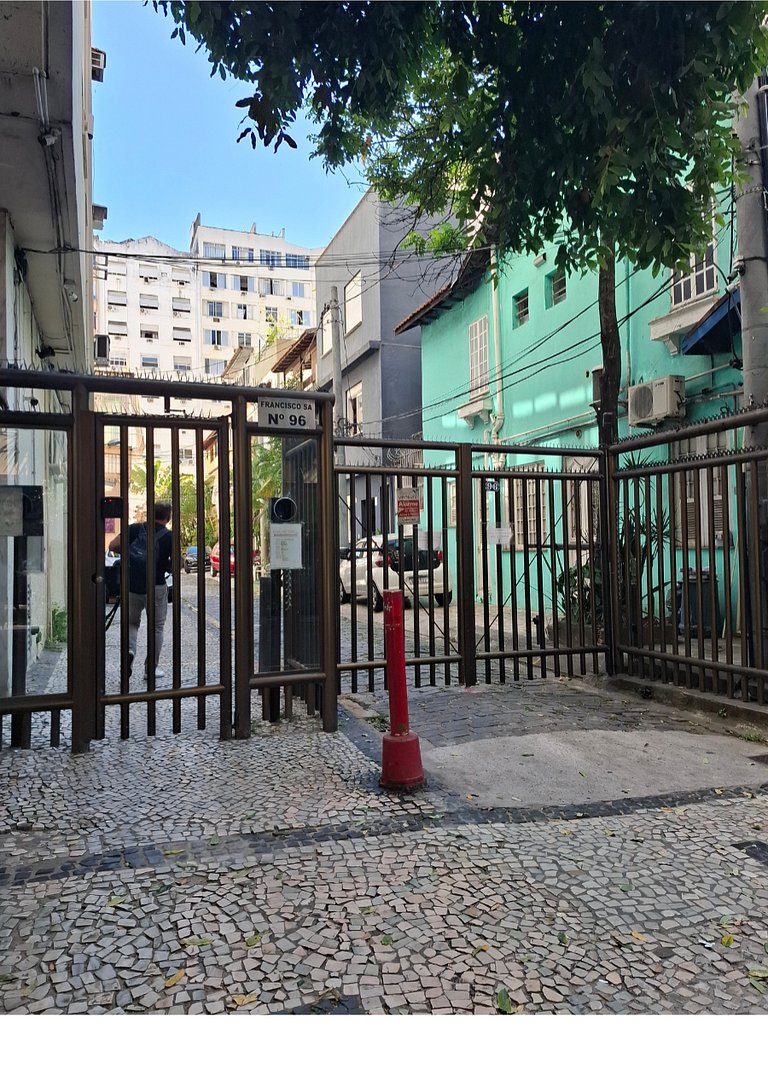 Suítes Privativas entre Copacabana e Ipanema!